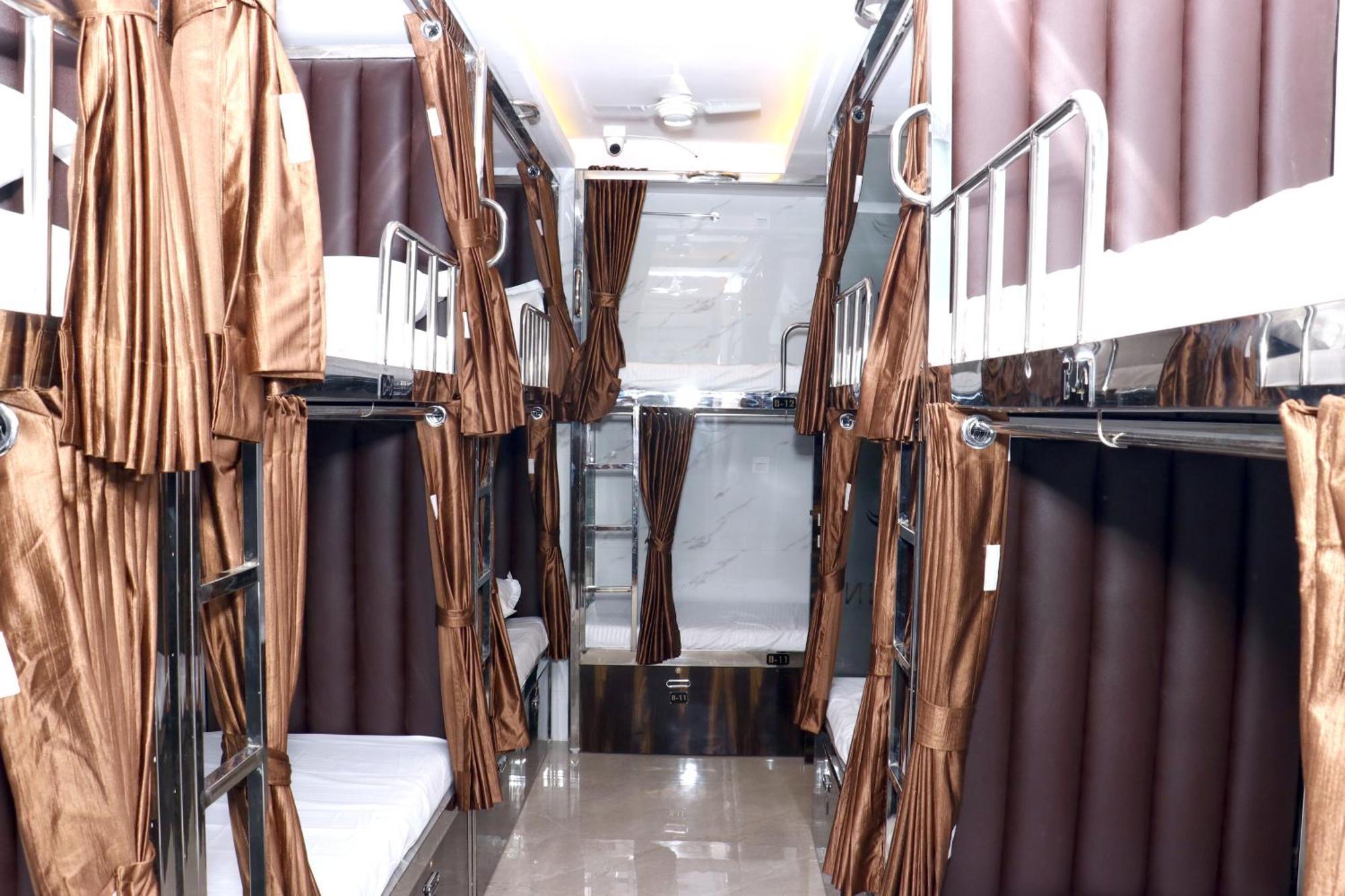 Hotel Comfy Inn Mumbai  Buitenkant foto